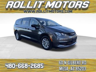 2023 Chrysler Voyager