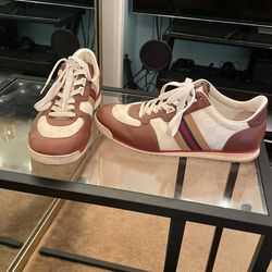 Gucci shoes 