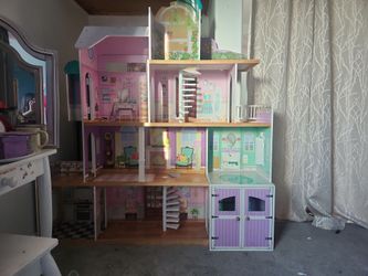 Doll house