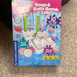 Soap And Bath Bomb Lab