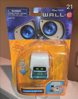 Disney Pixar Wall-E Space Clean 'N' Go M-O
