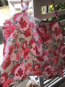 Floral nursing cover