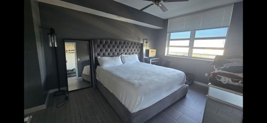 King bed