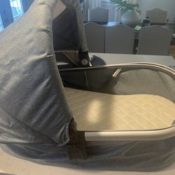 Uppa Baby Basinets 