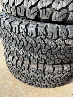 2 SEMI NEW LT 28570R17 BFGoodrich KO2 All Terrain tire for $280 installed and balance. 285/70/17 285/70/R17 285 70 R 17 285 70 17 28570R17 Tread li