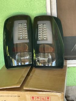 GMC Yukon Denali Tail Lights Black 2000-2006