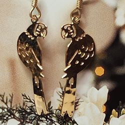 #2436, SIGNED WILD BRYDE PARROT EARRINGS GOLD TONE 