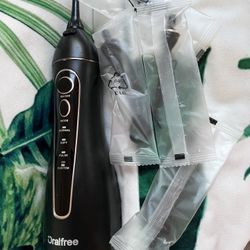 Oralfree Water Flosser 