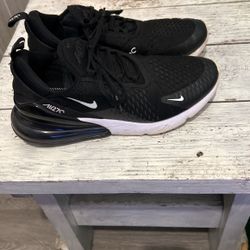 Nike 270