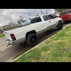 Dodge Cummins 2500 Diesel