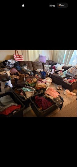 Random clothes bundle a lot of great brands and sizes