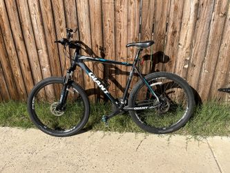 Mountain bike - Giant ATX 27.5