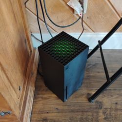 Xbox Series X With 1 Controller And 2 Headsets