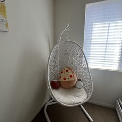 Indoor/Outdoor Egg Basket Hammock Chair 