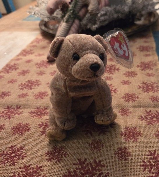 Beanie Baby "PECAN", Vintage, Retired