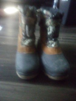 Winter Boots Brown With A Little Camouflage Size 12 