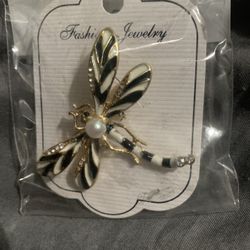 Dragonfly Pin