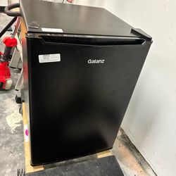 Galanz small fridge