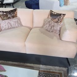 NEW LOVESEAT BEIGE VELVET 70x38