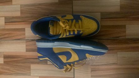 Nike dunks (give me a price)