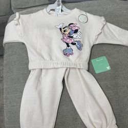 Brand new mini set with tag