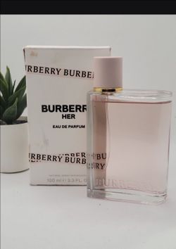 Burberry
 
Her Eau de Parfum

3.3 fl (3 available)⭐️