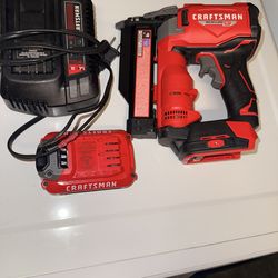 Craftsman Nailgun / battery & charger