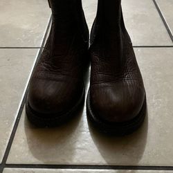 Patagonia boots size 6