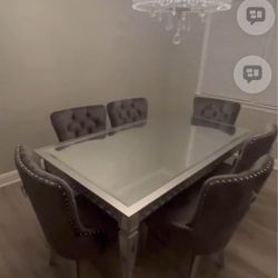 Barely Used Dining Room Table 