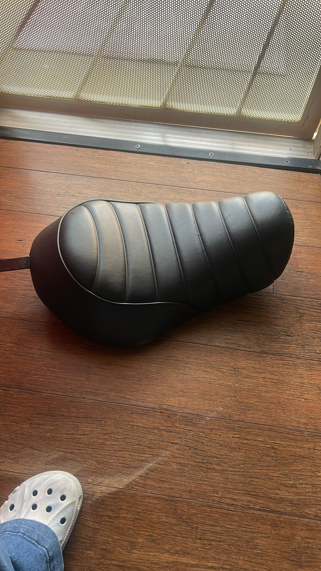 Motorcycle seat