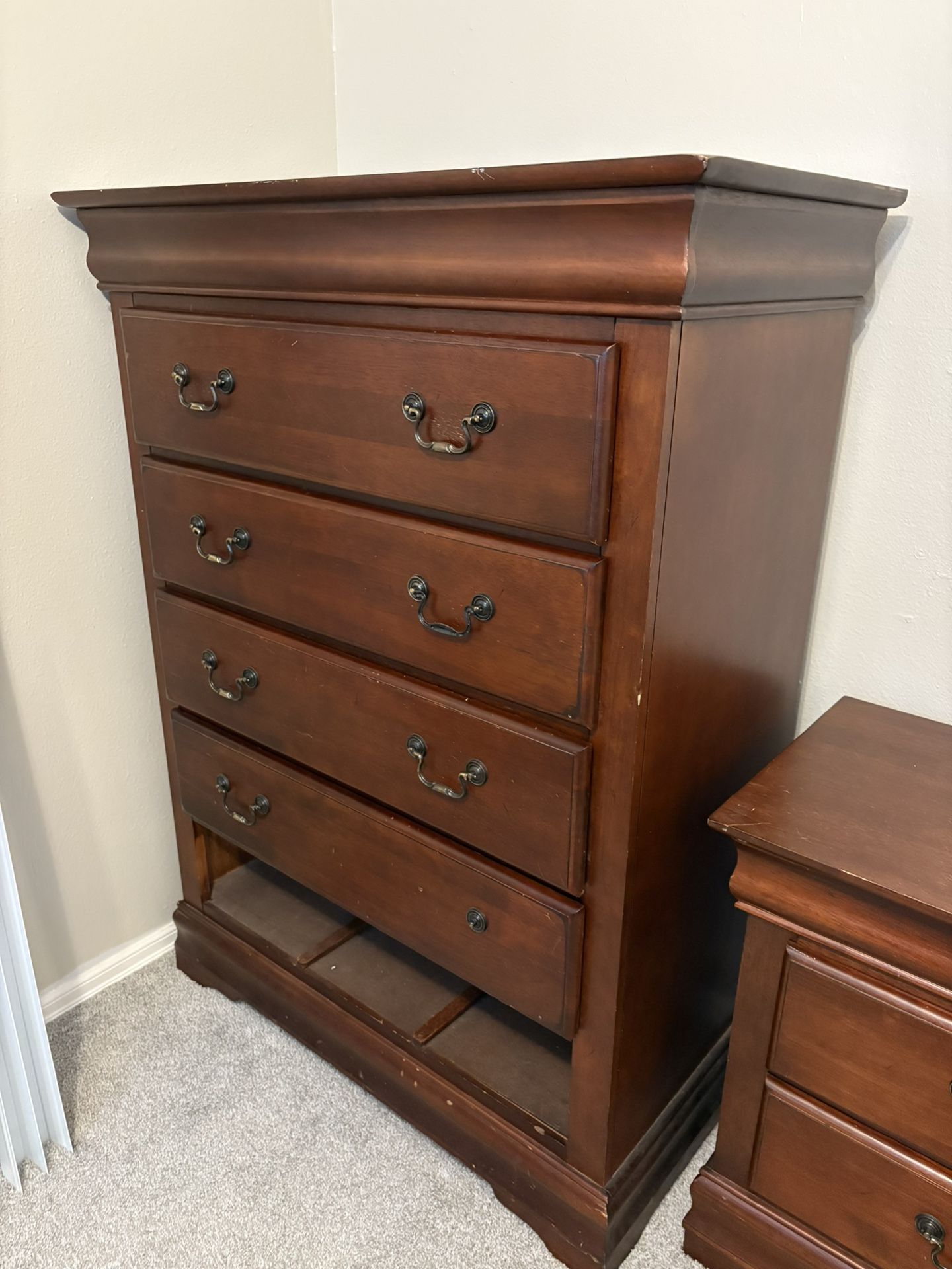 Dresser Set