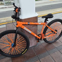 Throne The Goon Palm Orange