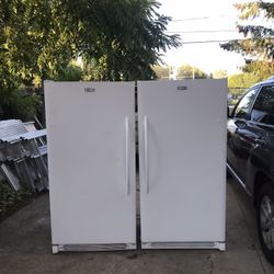 Free Delivery - Full Freezer + Full Refrigerator 36 Cu.ft