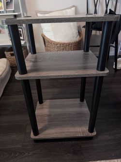 Small tiered shelf + baskets