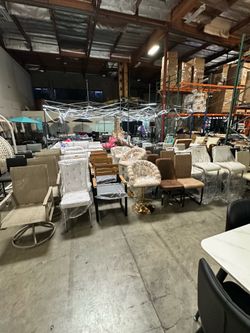 Sales!!! Set of 2 Dining Chairs $45 / Dining Table $95