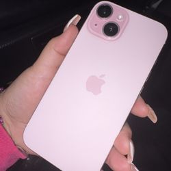iPhone 15 Pink