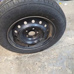 215 60R16 TIRE WITH 5X4.5 RIM