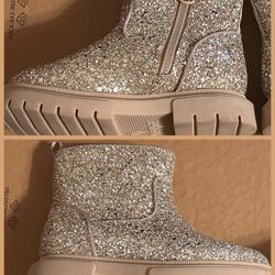 Size 7 Beautiful Toddlers Boots