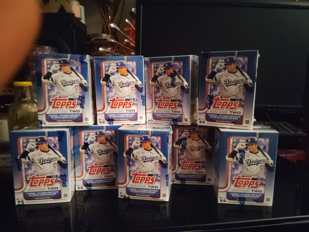 Topps 2025 Series 2 Baseball