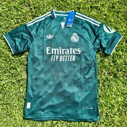 Real Madrid New 2026-27 Green Kit Jersey