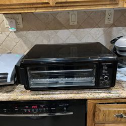 Ninja Air Fryer Folds Up Against Wall