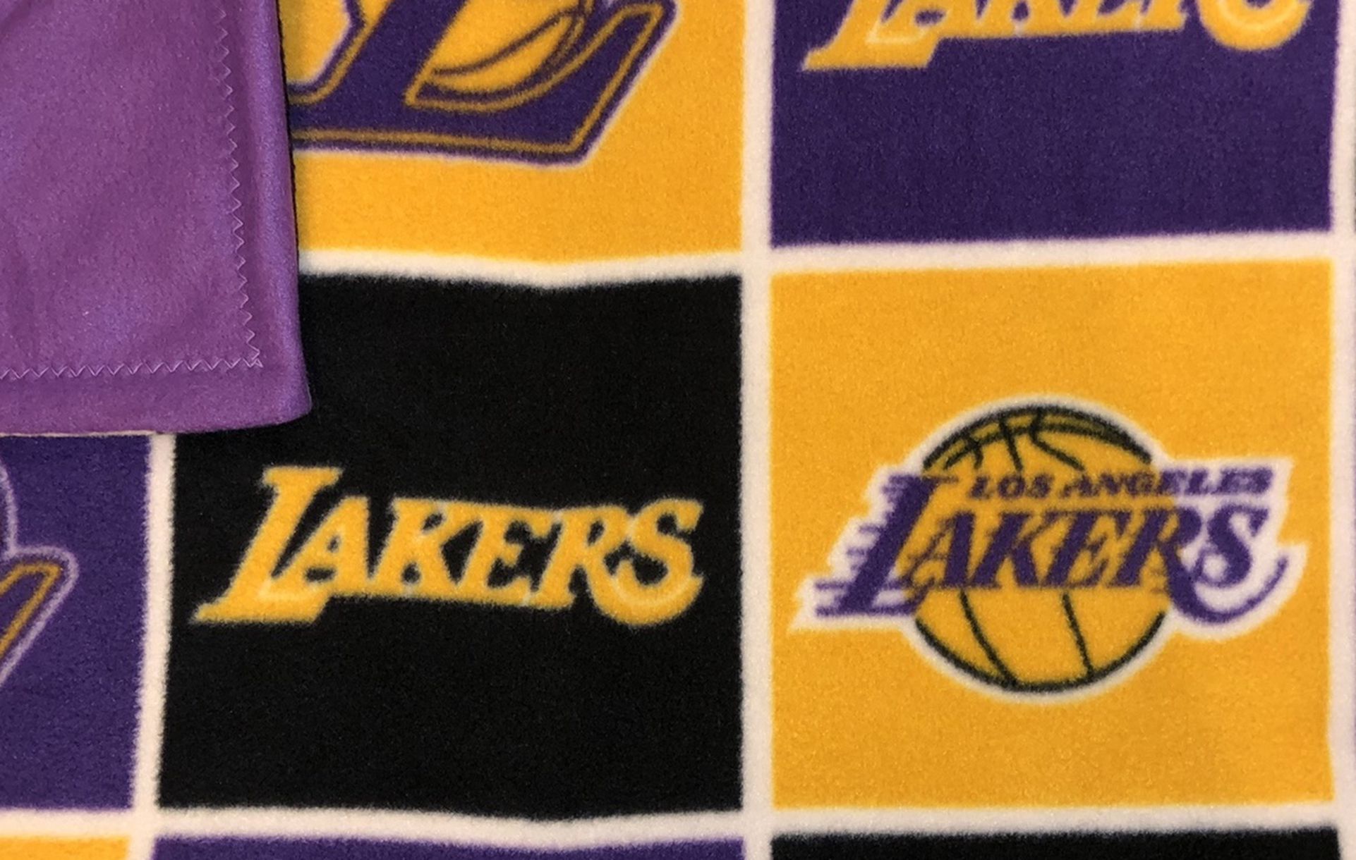 Los Angeles Lakers Fleece Throw/Lap Blanket