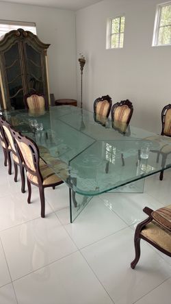 Kitchen table