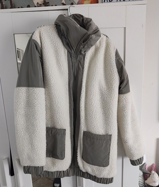 Threadbare Sherpa Fleece Jacket – Women’s Size 4 (EU 36) – Warm, Cozy, Gray/White