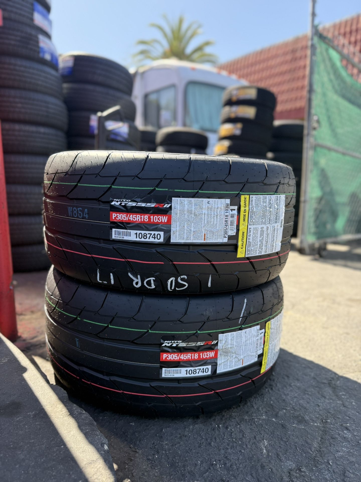 305/45/18 Nitto NT555R2‼️ EACH TIRE $365/ CADA LLANTA- INSTALLED AND BALANCED