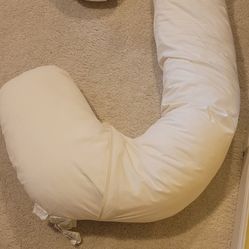 Leachco Snoogle Pregnancy Pillow