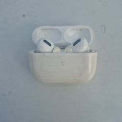 APPLE AIR PODS