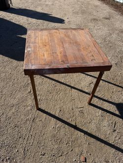 Foldable wood table old