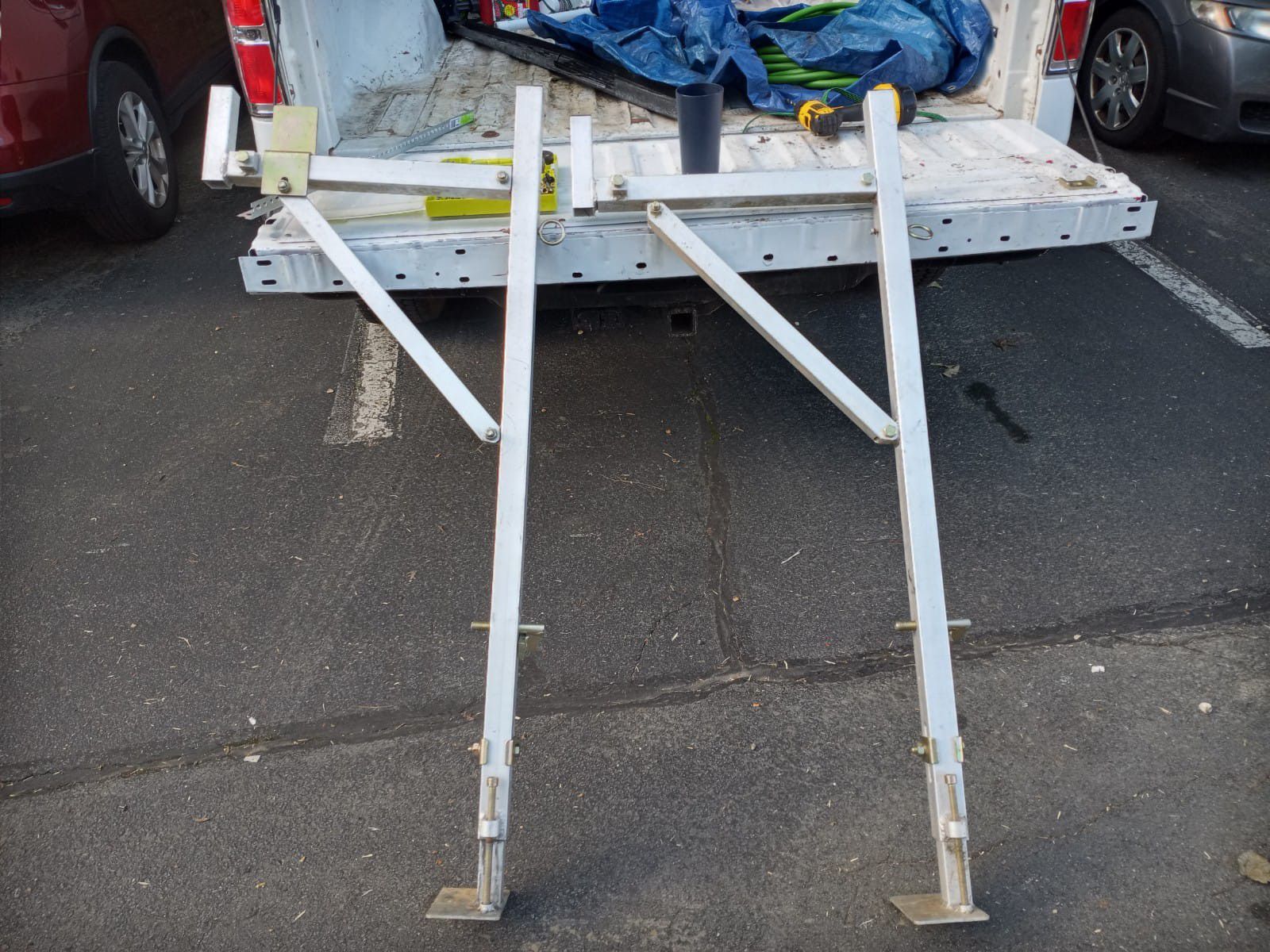 Aluminum racks for ladders