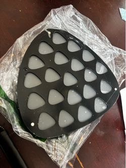 Guitar pick holder